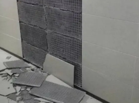大连市瓷砖空鼓维修公司分享下大连市墙砖松动维修的知识